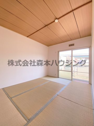【和室】 | 　ゾンネンブルーメ | 和室、ちょっとしたくつろぎスペースにいかがでしょうか