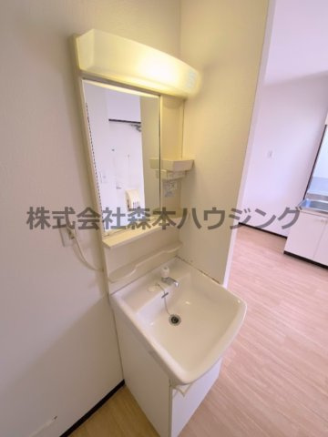 【独立洗面台】 | 　ゾンネンブルーメ | 独立洗面台あり、毎朝おしゃれに忙しい女性の方におすすめです