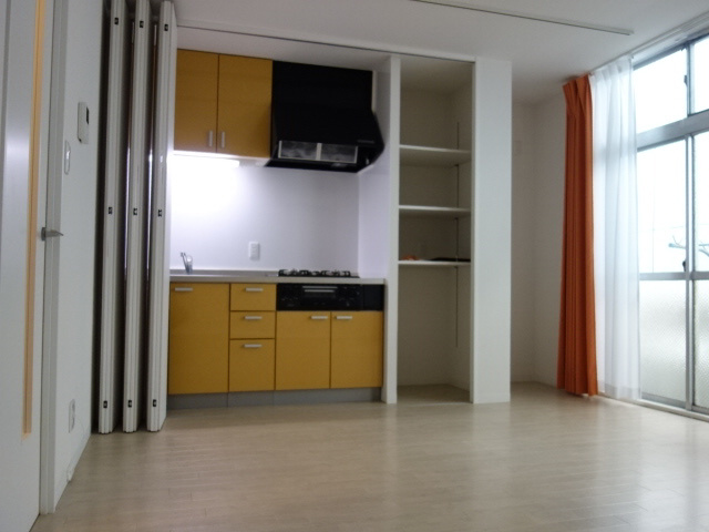 かぎ屋ビルの寝室