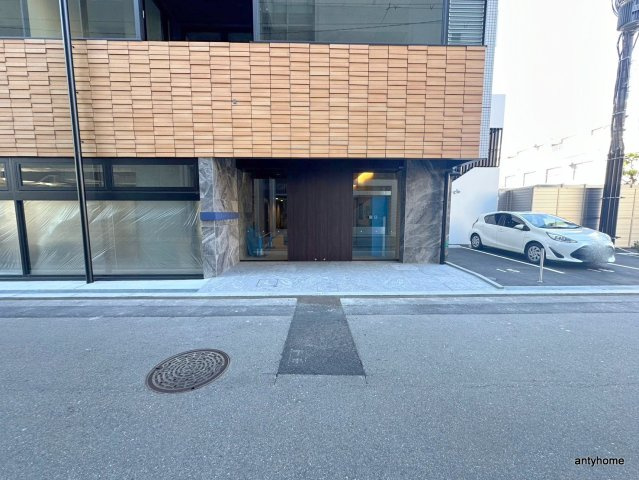 ヴィーナス今里 仲介手数料無料のエントランス