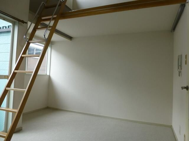 グランドール和田町Ｂ棟の洋室
