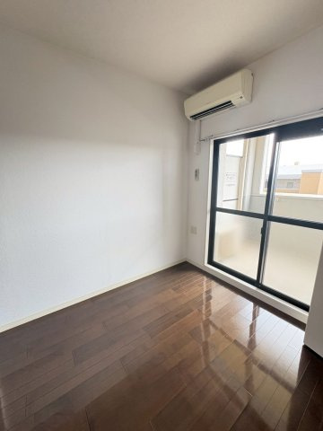 福岡市博多区住吉５丁目の賃貸マンションの居間・リビング