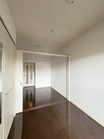福岡市博多区住吉５丁目の賃貸マンションの居間・リビング