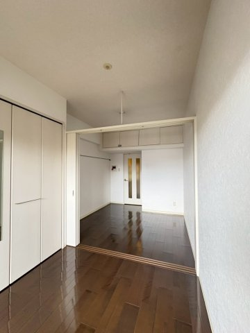 福岡市博多区住吉５丁目の賃貸マンションの居間・リビング