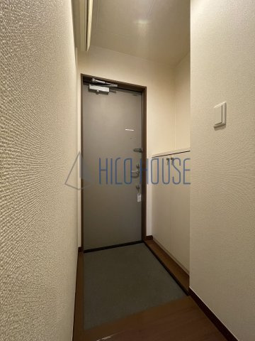アレプロッツ・ツーの玄関