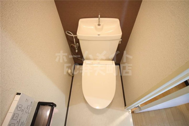 【トイレ】 | グレース大阪港 | 落ち着いた色調のトイレです