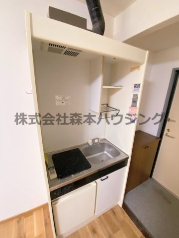【キッチン】 | 　リベルテ古川橋 | コンパクトなキッチンで掃除もラクラク