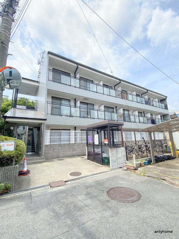 コスモハイツ　仲介手数料無料の外観