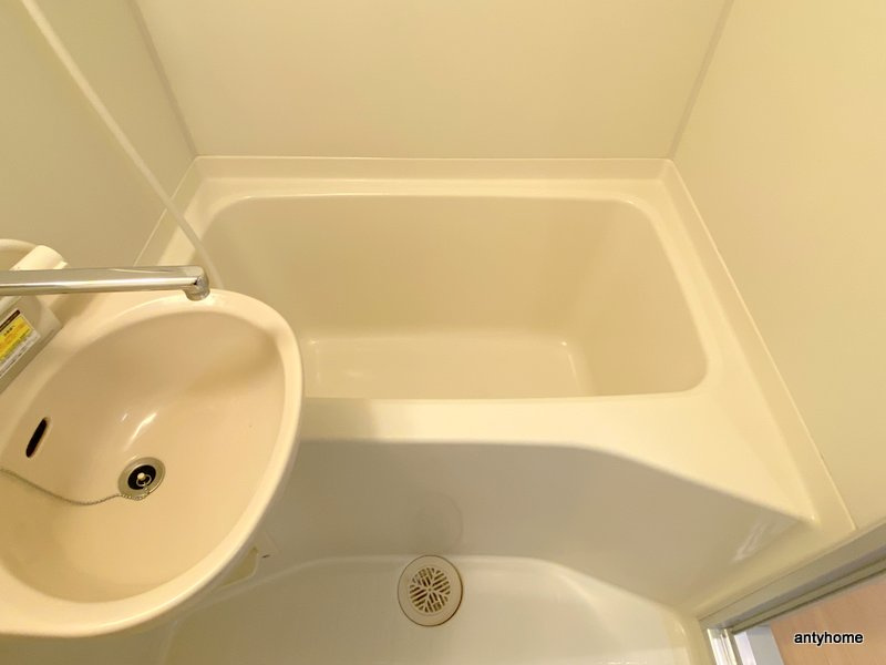 コスモハイツ　仲介手数料無料の浴室