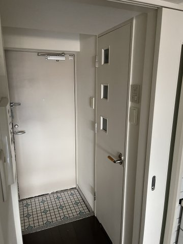 福岡市博多区住吉５丁目の賃貸マンションの玄関