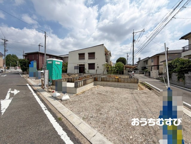 守山区白山1401②(全2棟)の前面道路含む現地写真