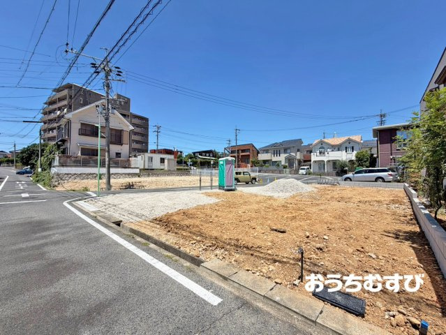 守山区白山1401②(全2棟)の前面道路含む現地写真