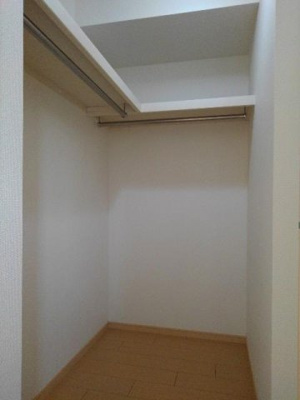 【収納】 | ベル・コリーヌⅠ | たっぷりとした収納スペースです