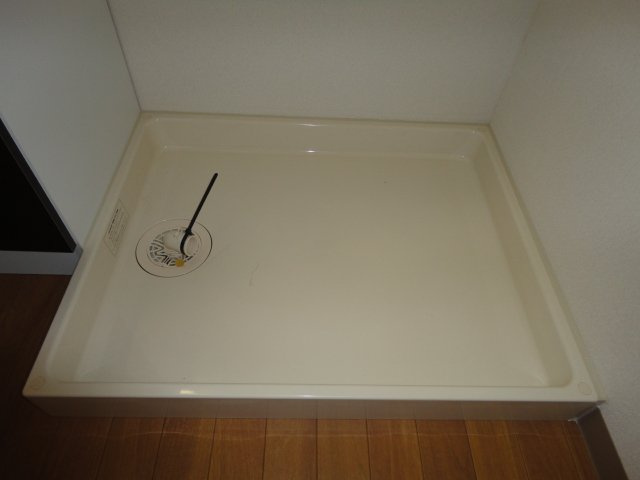 グランチェスタのその他|洗濯機置場