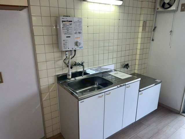 名古屋市中川区中島新町２丁目の賃貸マンションのキッチン