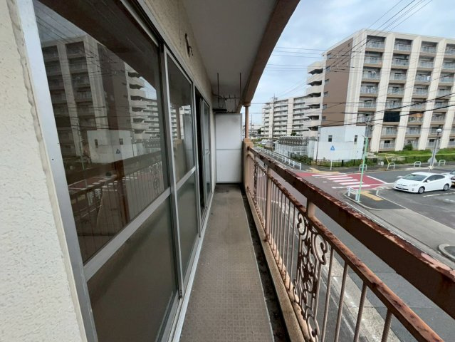 名古屋市中川区中島新町２丁目の賃貸マンションのバルコニー