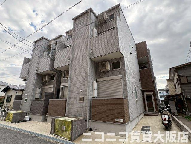 京都市伏見区淀木津町のアパートの外観