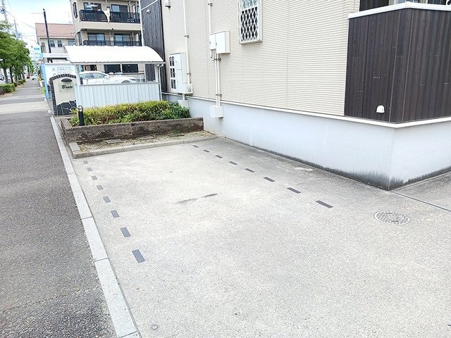 ブローテの駐車場