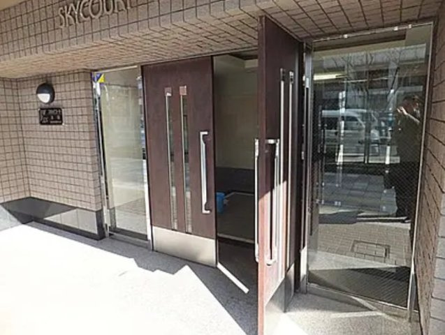 スカイコート巣鴨のエントランス