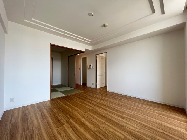 アーデンタワー新町の居間・リビング