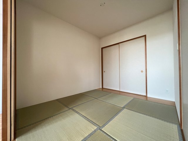 アーデンタワー新町の和室