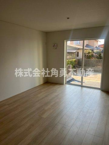 厚木市緑ヶ丘第10　新築一戸建て　1号棟の内観：施工例|《施工例》リビング