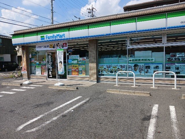 エクセルシオールⅡの周辺|ファミリーマートまで300m