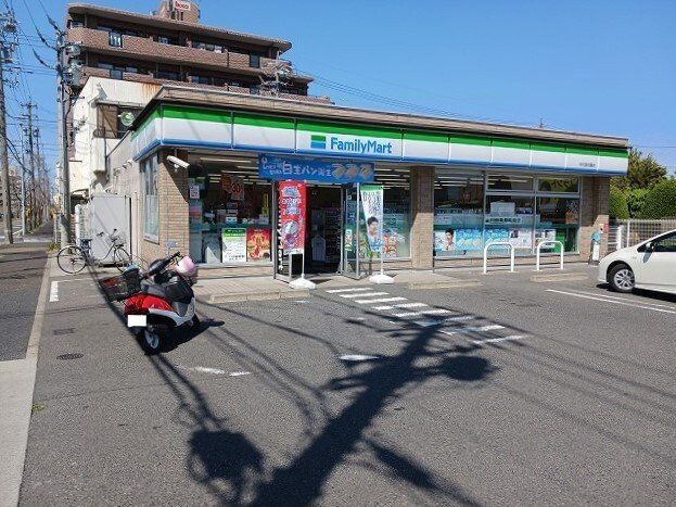ガーデンプラザ　Ⅱの周辺|ファミリーマート西伏屋まで520m