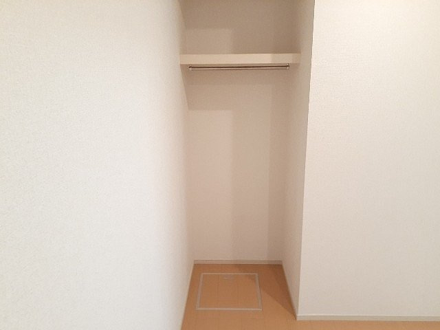 サン・パラストＦ　Ⅲの収納