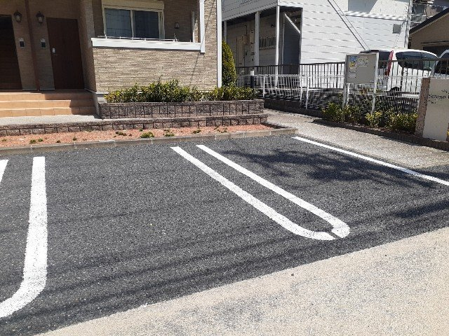 セレーノ　Ⅰの駐車場