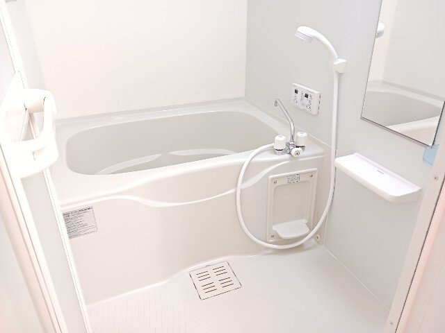 ソレイユ　Ｎの浴室