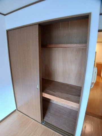 メゾン花池の収納