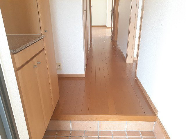 ラフレシールの玄関