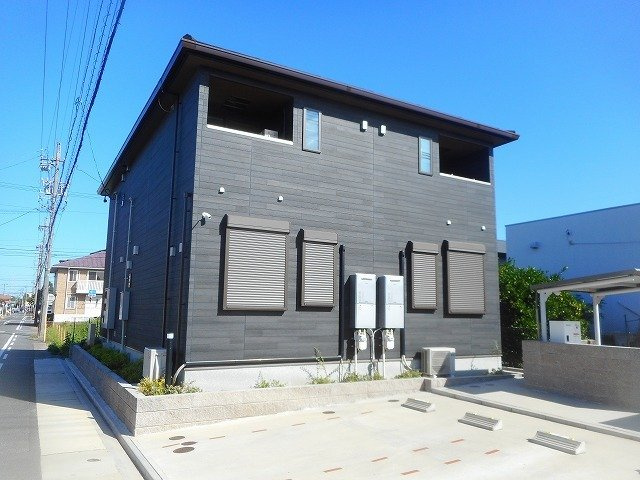 ジュネスの外観
