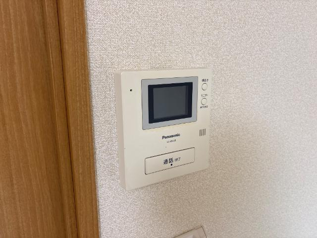 エクセルハイム坪井の内装|カメラ付インターホン