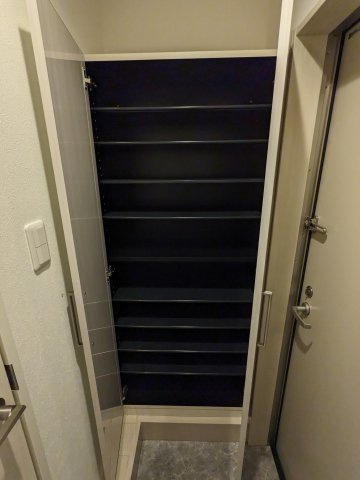 ハーモニーテラス野田の玄関|シューズボックス