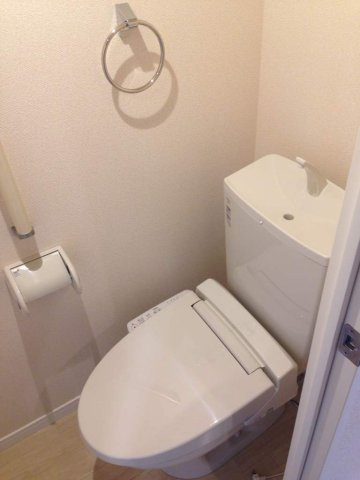 レオネクストＨＡＲＡのその他|タオル掛けやウォシュレットもついています！