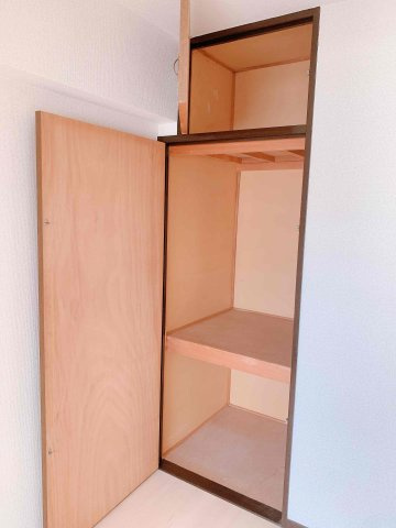 アクシス呼続の収納