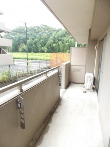 レージュ桔梗平のバルコニー