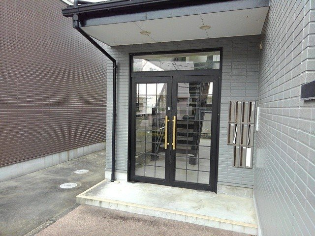 シャローゼ２のエントランス
