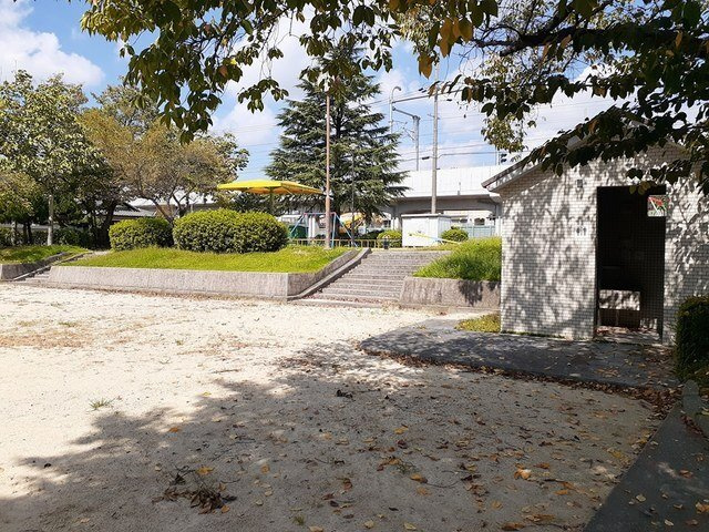 アーバン・ケティーズの周辺|西新田公園まで160m