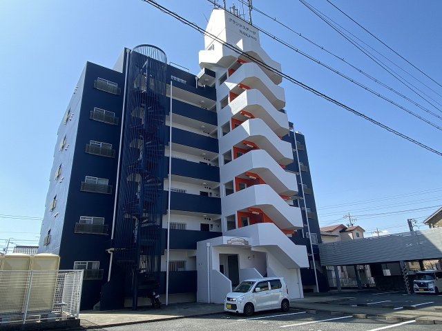 グランドステージNAKANOの外観