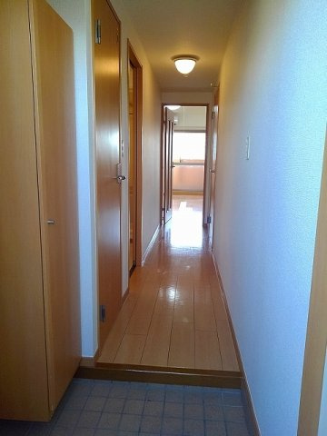 グランドールかさでらの玄関