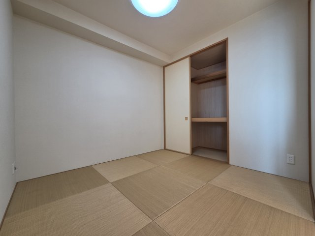 なんばグランドマスターズタワーの和室