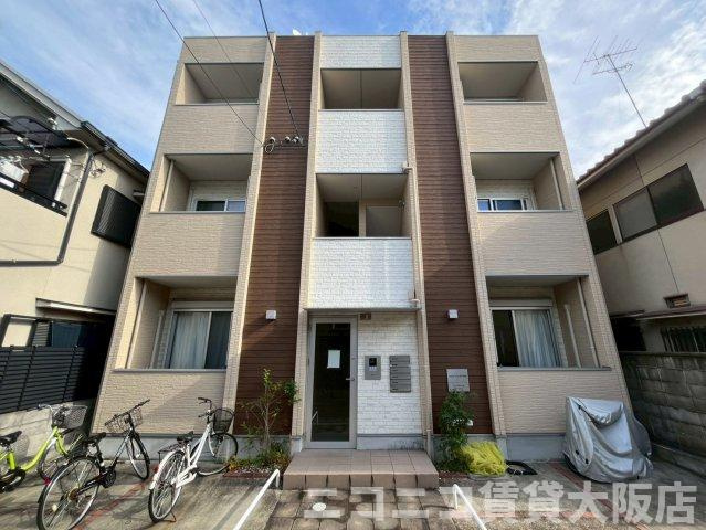 京都市伏見区深草下川原町のアパートの外観