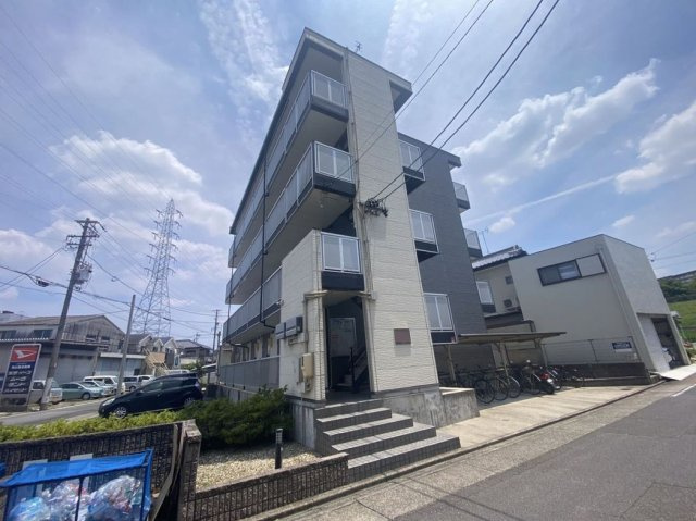 レオパレス道明町の外観