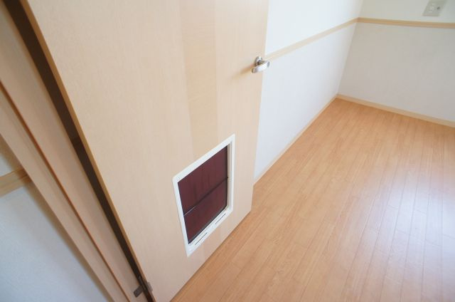 【洋室】 | アヴェニュー壱番館 | 使い勝手のいい洋室です