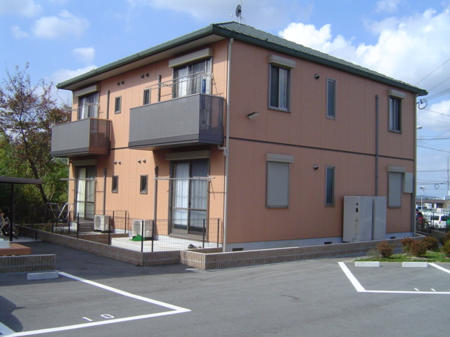 【駐車場】 | アヴェニュー壱番館 | 駐車場完備です