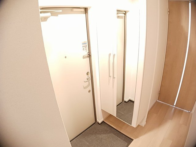 アルヴァの玄関
