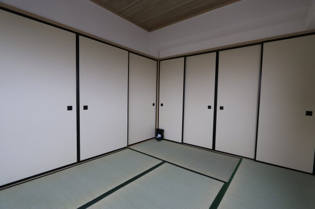 光ハイツの和室